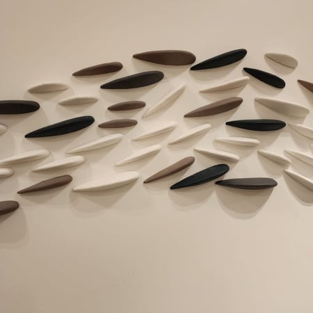 صخور منحنيه  250 حبه