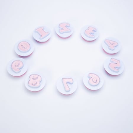 حروف  تزيين الكيك