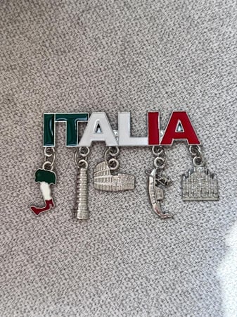 ماقنت معالم ايطاليا