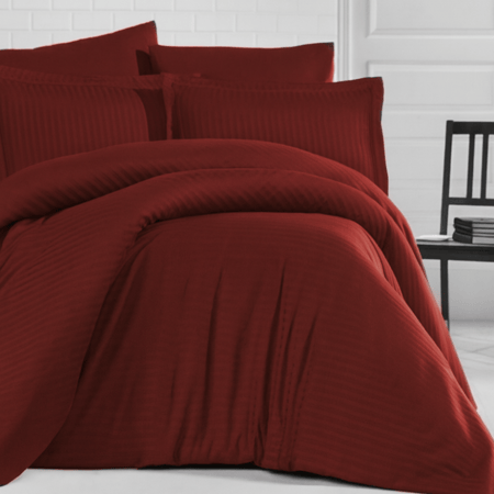 مفرش منزلي فندقي عنابي جميع المقاسات