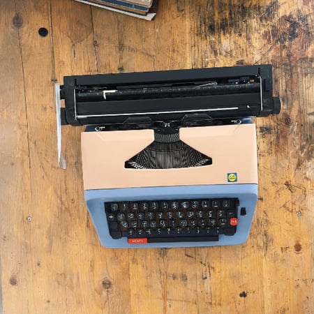 Arabic Typewriter