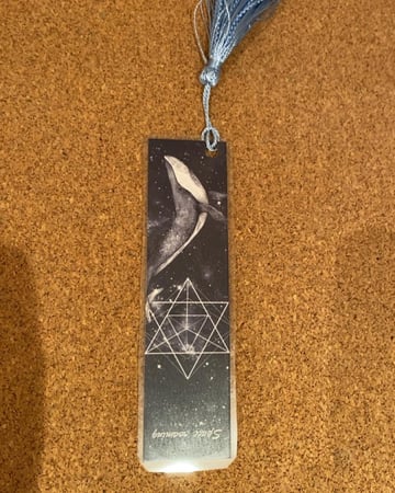 فاصل كتب حوت