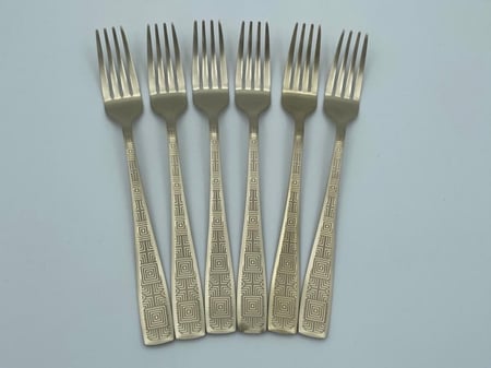 شوك اكل drobina ذهبي ليزر مات