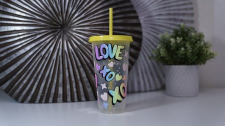 أجمل اكواب المشروبات الباردة تصميم لاف - أوريليا