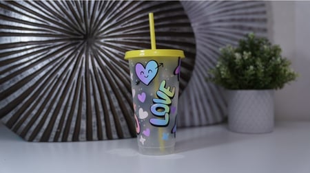 اجمل اكواب المشروبات الباردة تصميم لاف - أوريليا