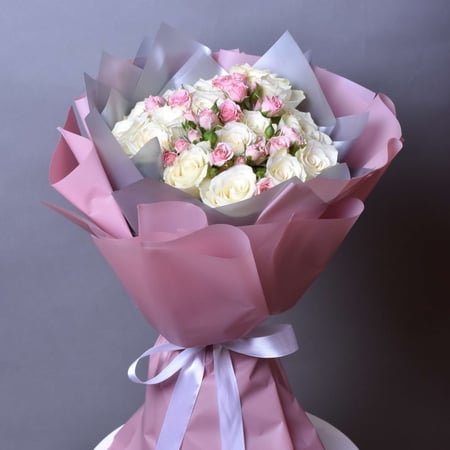 بوكيه ابيض ووردي