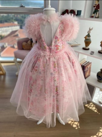 فستان وردي بقطعتين منفصله