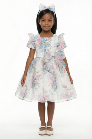 فستان شيفون مشجر مع اكسسوار الشت