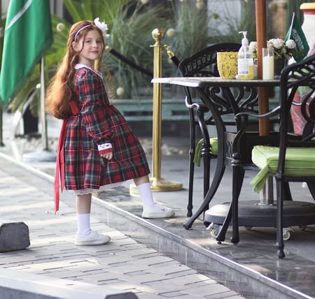 فستان كاروهات تطريز يدوي
