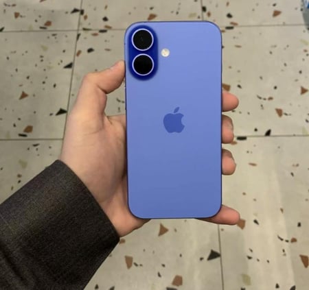 ايفون 16 ازرق 128 جيجا نسبة البطارية 100%