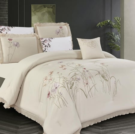 سعر مفرش سرير صيفي نفرين مطرز فاخر 7 قطع بيج فاتح - مفارش ميلين