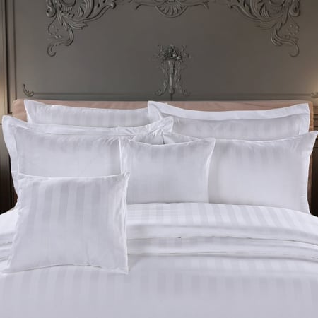 سعر مفرش قطن الغيمة الفندقي مزدوج 9 قطع - لونه ابيض - ميلين