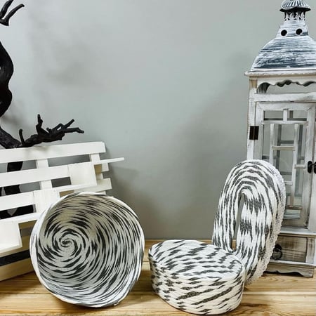 طقم سلة مهملات وعلبة مناديل ورق موز رمادي وسكري شنط وسلل وصناديق ديكور