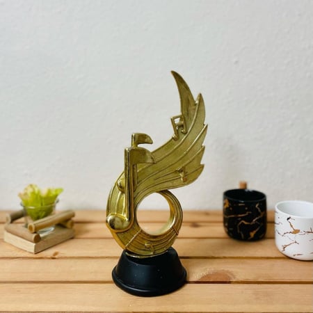 ريشة بشارة الموسيقى ذهبية قاعدة سيراميك تحف وهدايا ديكورات المنزل