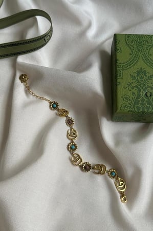 اسواره قوتشي ذهبي