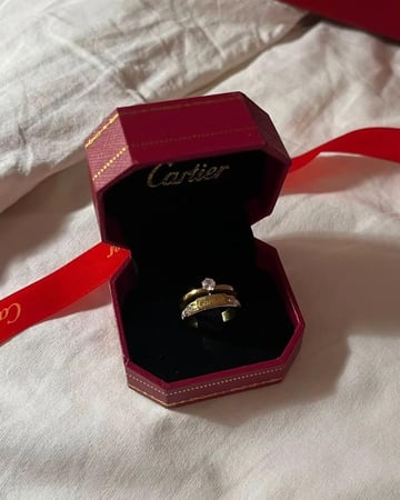 خاتم كارتير نسائي