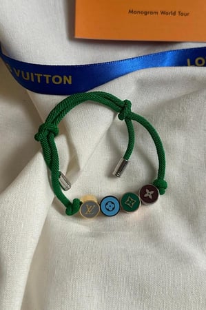 اسواره لويس فتون