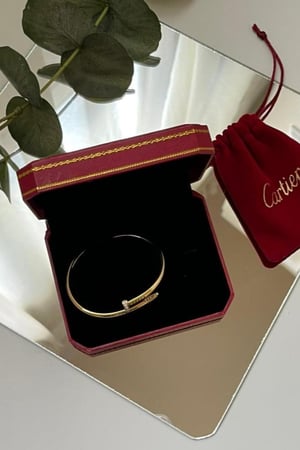 اسواره كارتير ذهبي