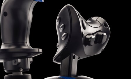 thrustmaster t flight hotas 4 ثرست ماستر تي فلايت هوتاس 4 ( يعمل على البي سي و البلايستيشن 4 و 5 )