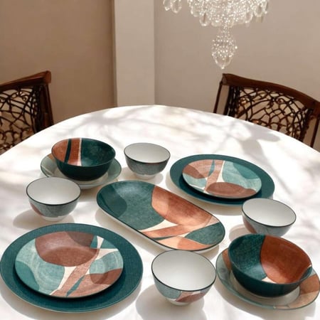 طقم سفرة UNIQE بتصميم خزفي أنيق وعصري