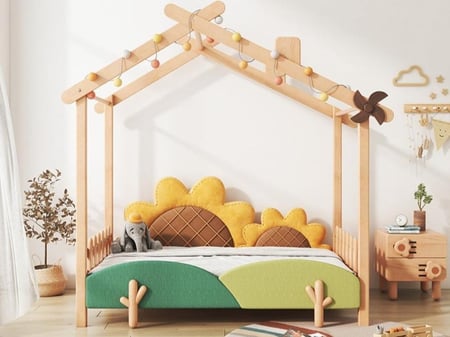 سرير أطفال قابل للتمديد بتصميم زهرة الشمس