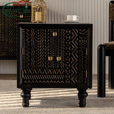 خزانة جانبية بتصميم مميز