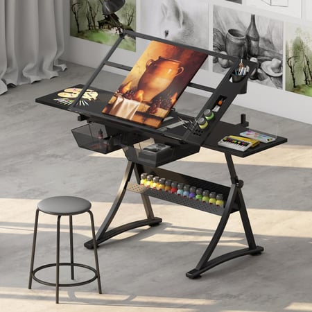 طاولة رسم فنية