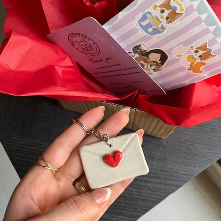 رسالة ابدية بخط يدك ♥️ تعليقة سيارة ( ميدالية )