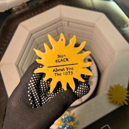 تعليقة سيارة-ميداليه  يصمَّم حسب رغبتك