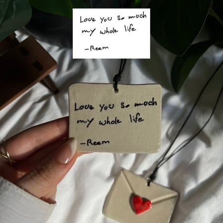 رسالة ابدية بخط يدك ♥️ تعليقة سيارة ( ميدالية )