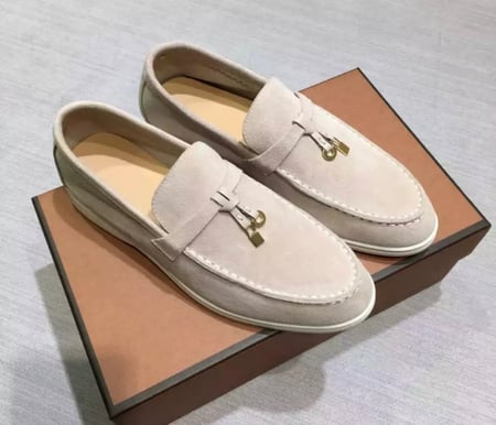 Loro Piana summer charms for women’s