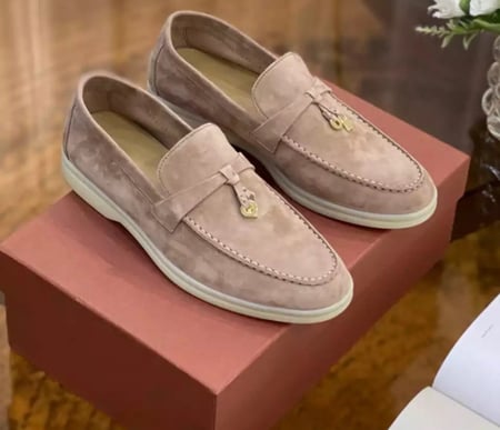 Loro Piana summer charms for women’s