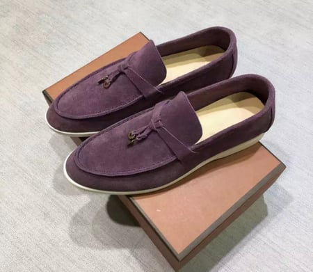 Loro Piana summer charms for women’s