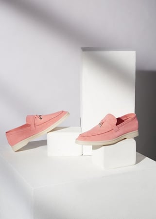 Loro Piana summer charms for women’s