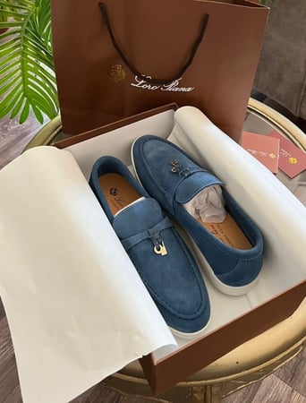 Loro Piana summer charms for women’s