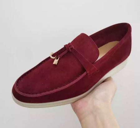 Loro Piana summer charms for women’s