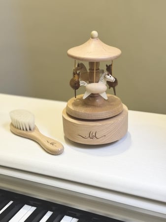 صندوق موسيقي - الأحصنة