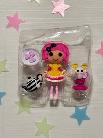 دمية لالالوبسي كرامبس شوغر كوكي(نوادر) ||LALALOOPSY (MINI ) Crumbs Sugar Cookie Sweets Fair.