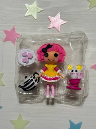 دمية لالالوبسي كرامبس شوغر كوكي(نوادر) ||LALALOOPSY (MINI ) Crumbs Sugar Cookie Sweets Fair.