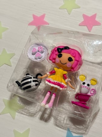 دمية لالالوبسي كرامبس شوغر كوكي(نوادر) ||LALALOOPSY (MINI ) Crumbs Sugar Cookie Sweets Fair.