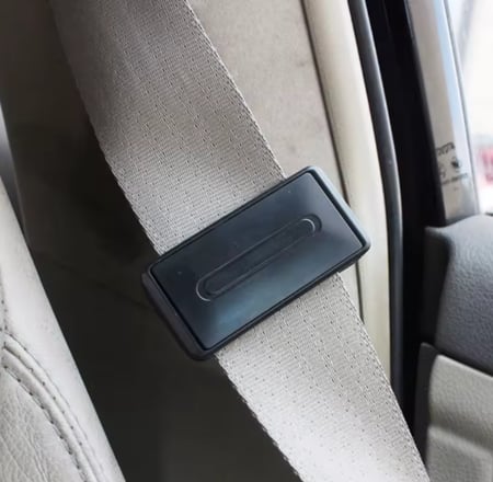 مشبك حزام الامان من قطعتين