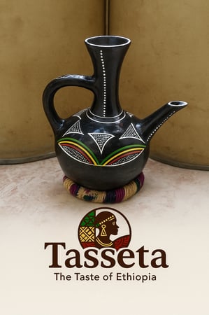 جبنة اثيوبية تقليدية من الطين الطبيعي ( مزخرفة )