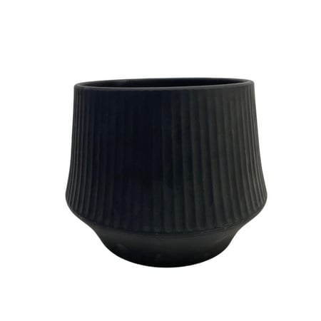 مركن زرع سيراميك اسود مضلع عامودي 22*20سم