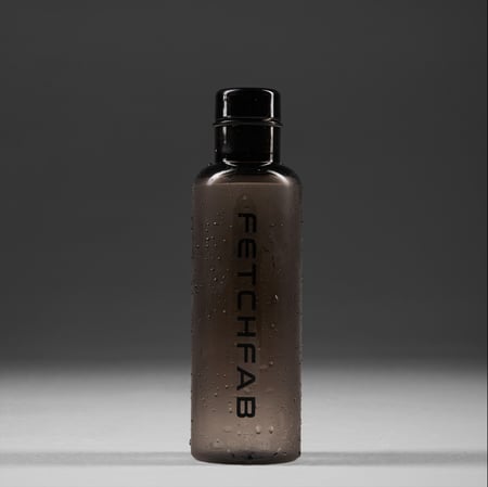 عبوة بلاستيك اسود