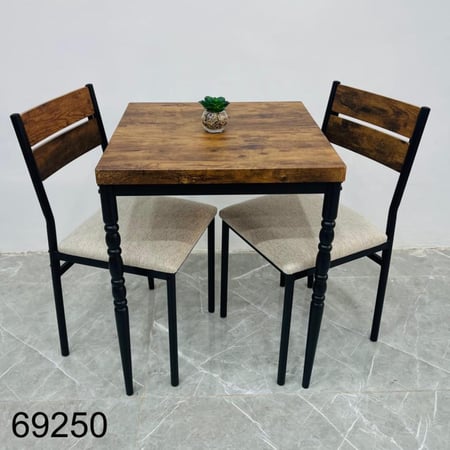 طاولة طعام  vintage