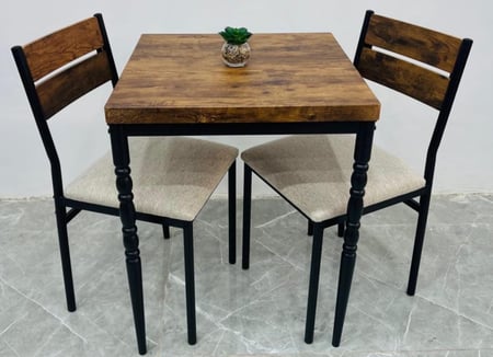 طاولة طعام  vintage