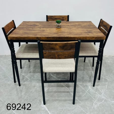طاولة طعام  vintage