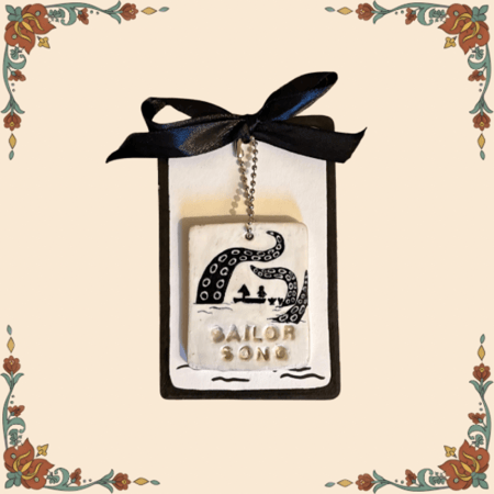 تعليقة sailor song