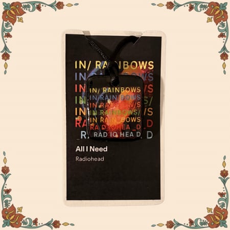 قلادة ALL I NEED