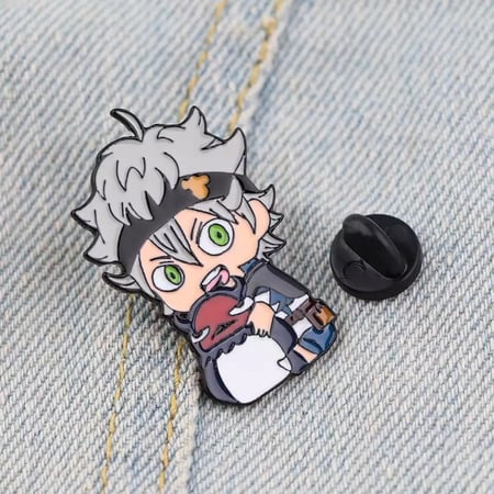 بروش بلاك كلوفر | Black clover